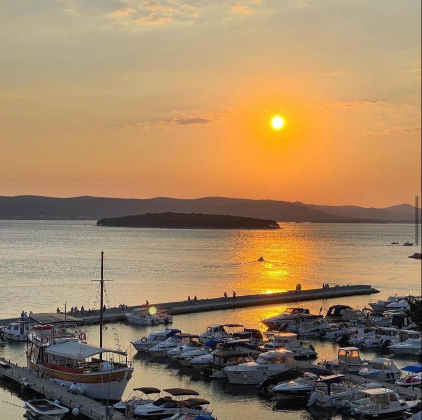 Apartman Kulas Biograd Na Moru Exterior photo